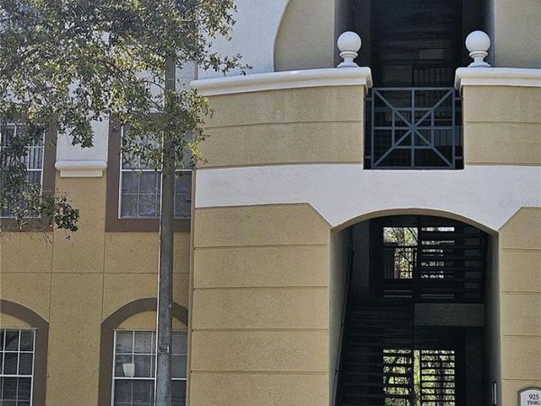 17112 CARRINGTON PARK DRIVE, Unit 935, TAMPA, FL 33647