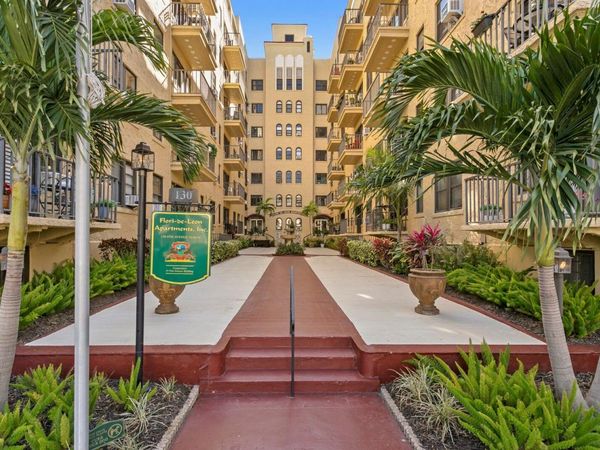 130 4TH AVENUE N, Unit 105, ST PETERSBURG, FL 33701