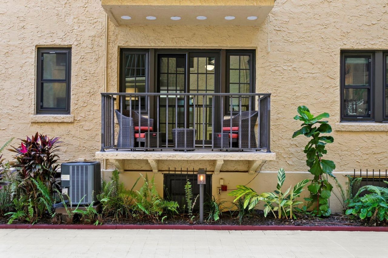 130 4th Avenue N, Unit 105, Saint Petersburg, FL 33701 Photo