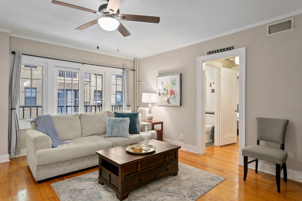 130 4th Avenue N, Unit 105, Saint Petersburg, FL 33701 Photo