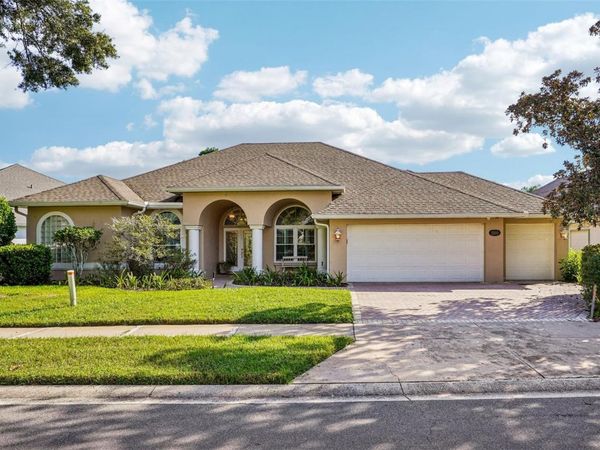 1500 EDGEWATER DRIVE, MOUNT DORA, FL 32757