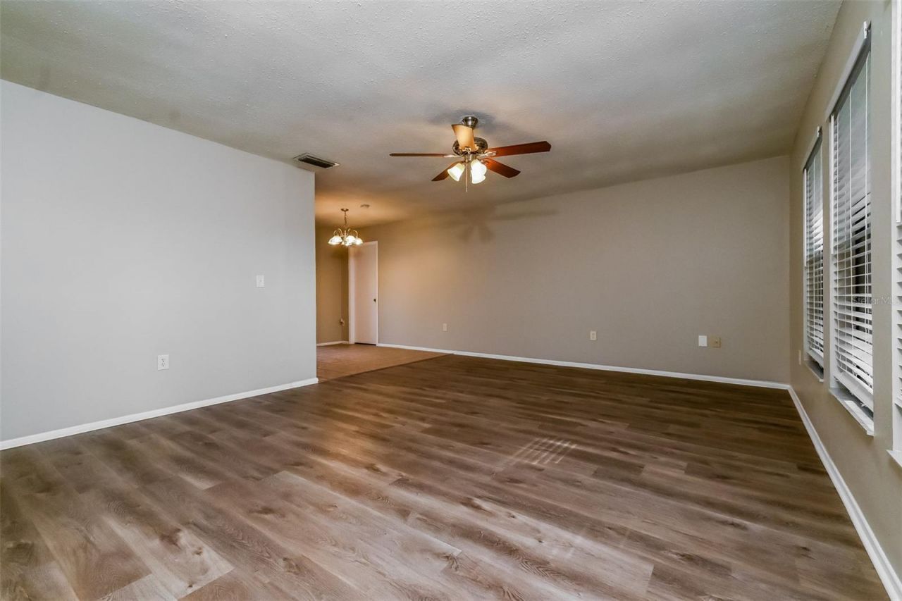 8419 Brandeis Circle E, Sarasota, FL 34243 Photo