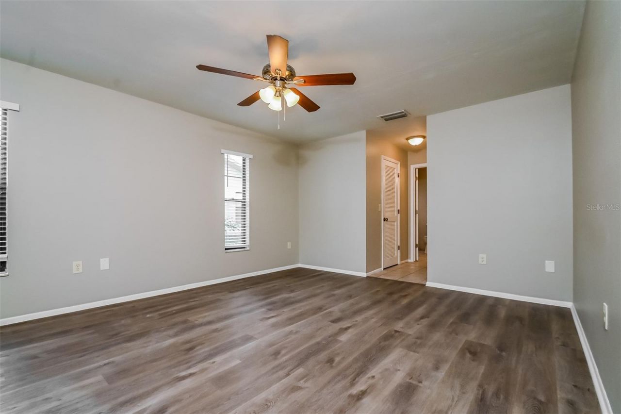 8419 Brandeis Circle E, Sarasota, FL 34243 Photo