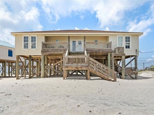 105 Treasure Court, Dauphin Island, AL 36528