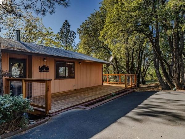 13771 13771 West Ct, Pine Grove, CA 95665