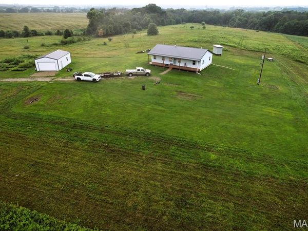 32885 Dogwood Drive , Unincorporated, MO 64630