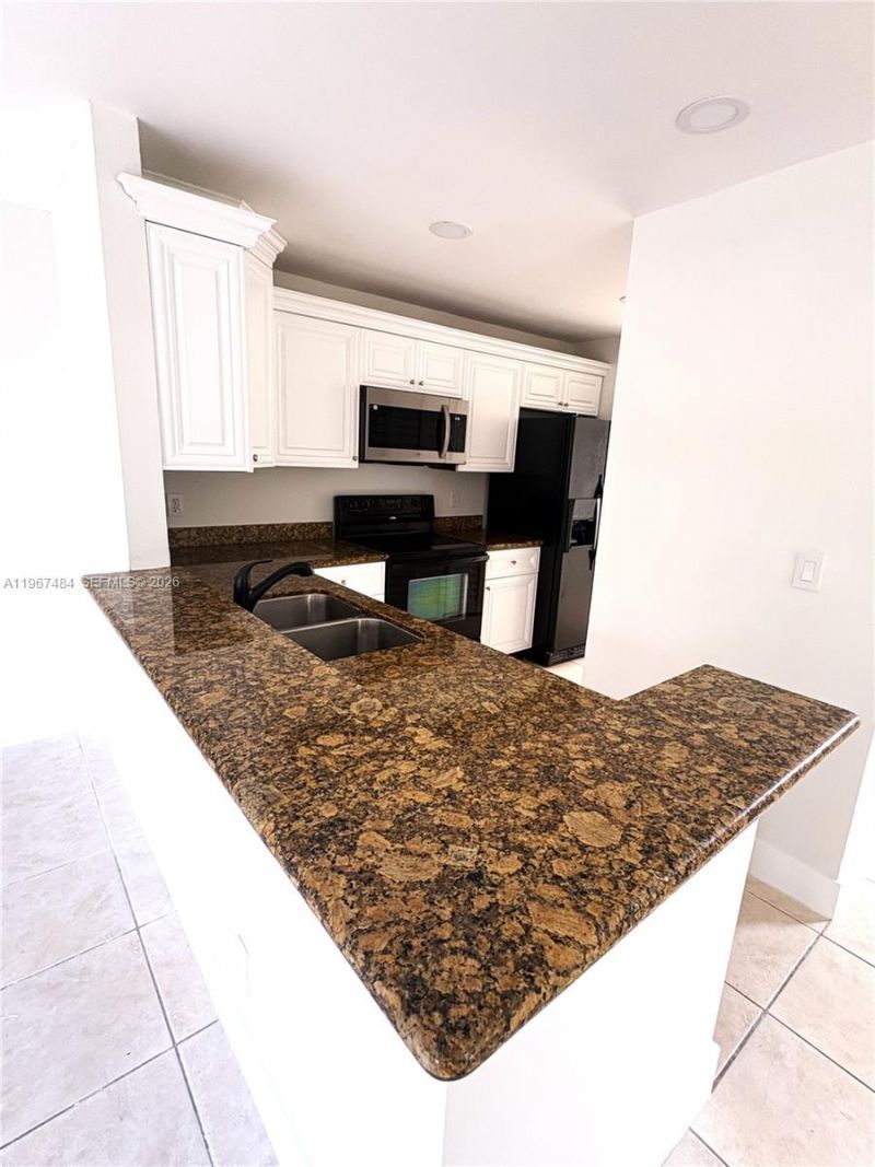 3743 NW 122nd Ter , Sunrise, FL 33323 Photo