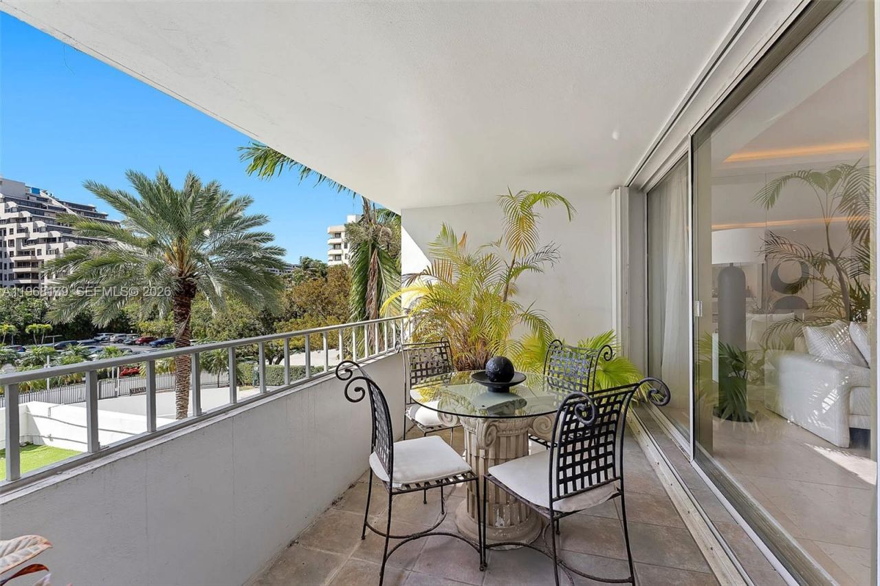 199 Ocean Lane Dr, Unit 311, Key Biscayne, FL 33149 Photo