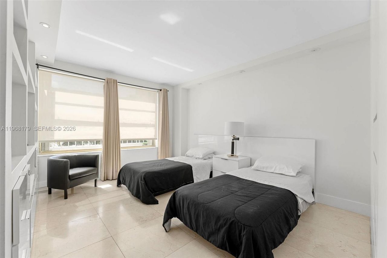 199 Ocean Lane Dr, Unit 311, Key Biscayne, FL 33149 Photo