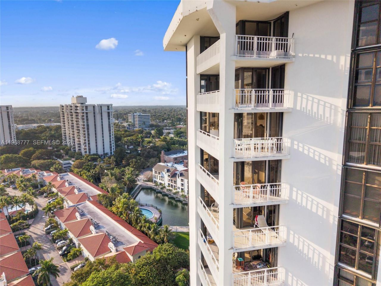 4000 Towerside Ter , Unit 1712, Miami, FL 33138 Photo