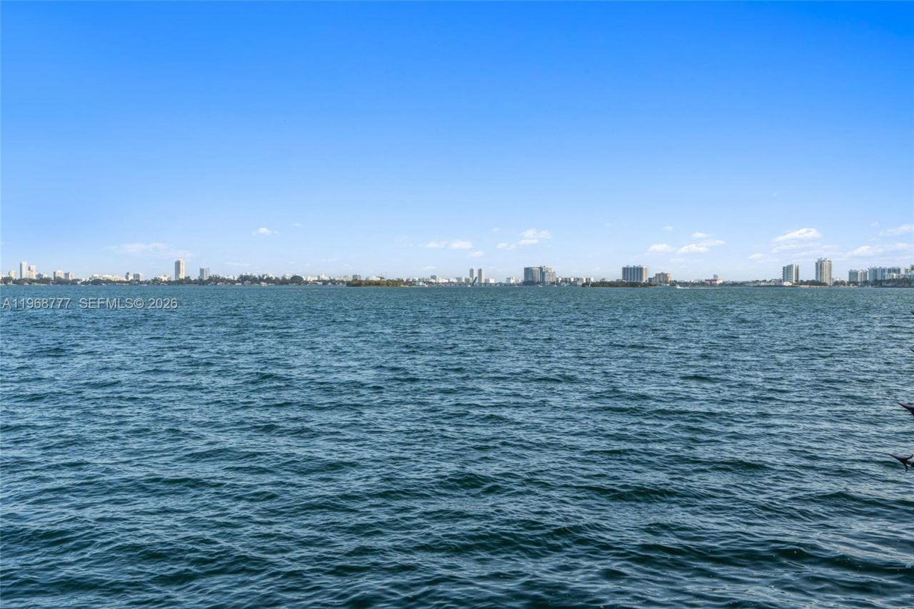 4000 Towerside Ter , Unit 1712, Miami, FL 33138 Photo