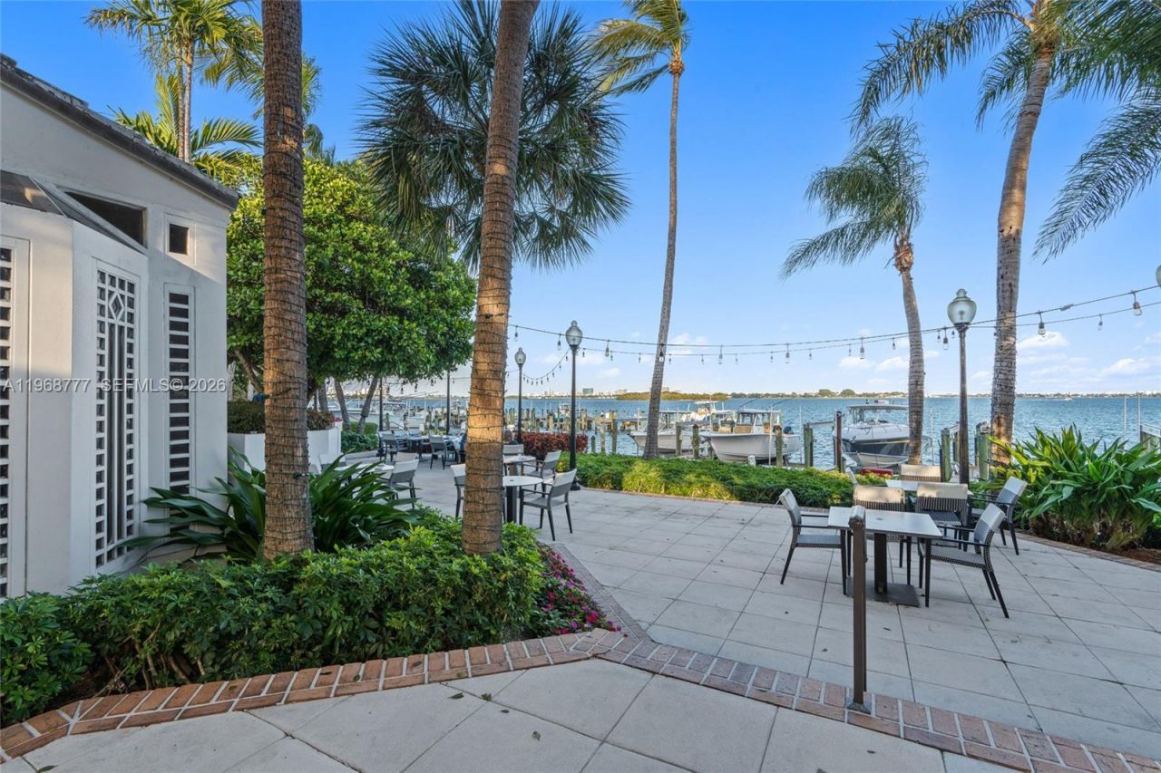 4000 Towerside Ter , Unit 1712, Miami, FL 33138 Photo