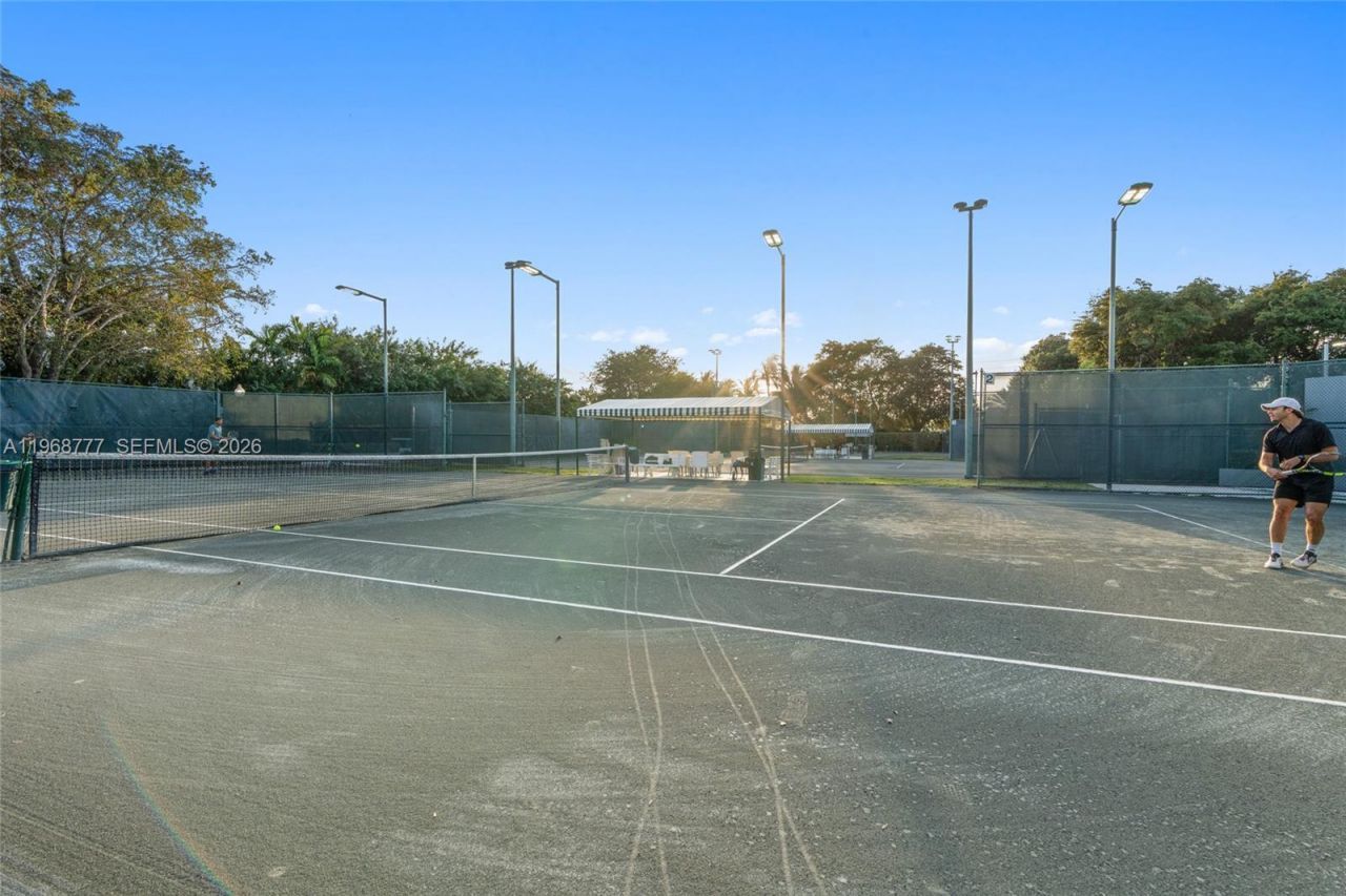 4000 Towerside Ter , Unit 1712, Miami, FL 33138 Photo