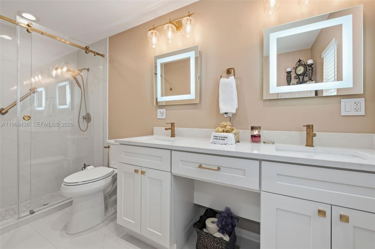 11435 NW 41st St, Sunrise, FL 33323 Photo