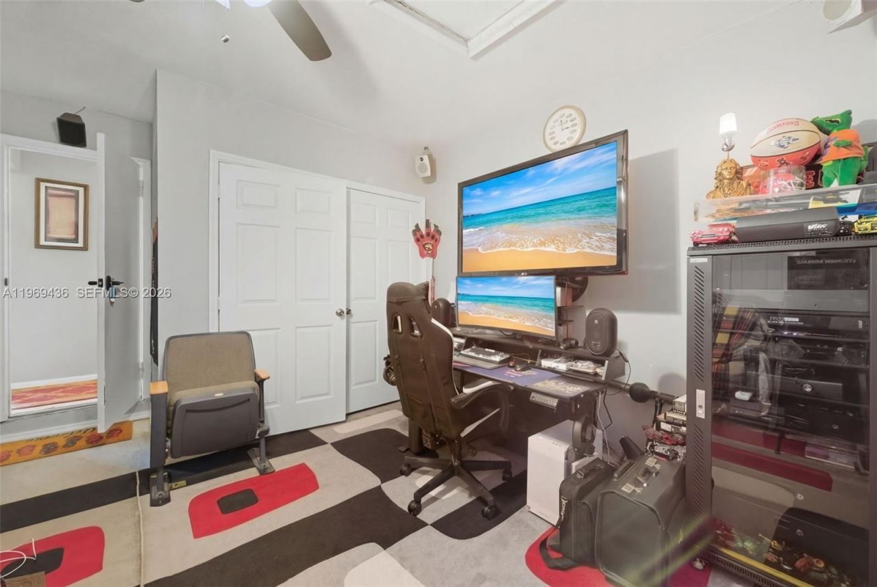 11435 NW 41st St, Sunrise, FL 33323 Photo