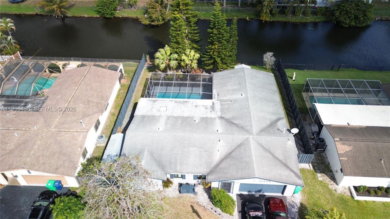 11435 NW 41st St, Sunrise, FL 33323 Photo