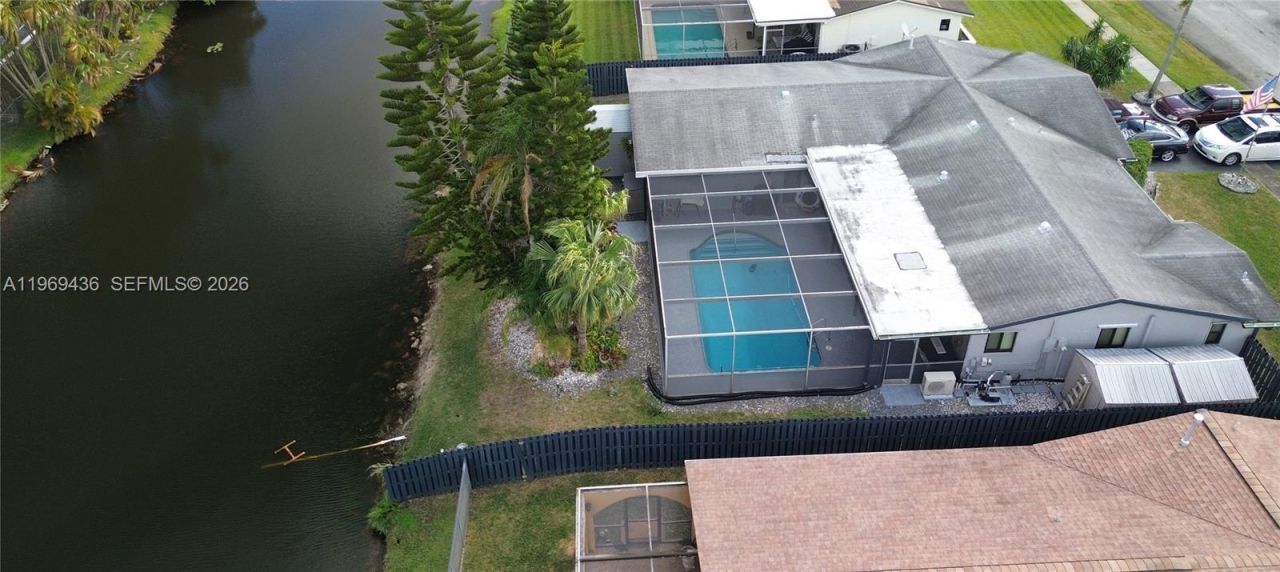 11435 NW 41st St, Sunrise, FL 33323 Photo