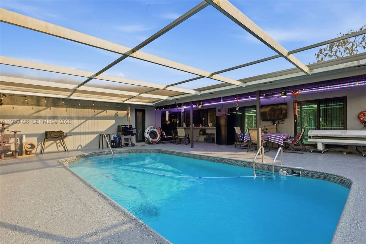 11435 NW 41st St, Sunrise, FL 33323 Photo