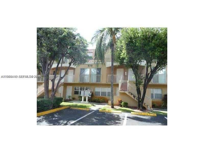 670 NW 85th Pl, Unit 11-210, Miami, FL 33126 Photo
