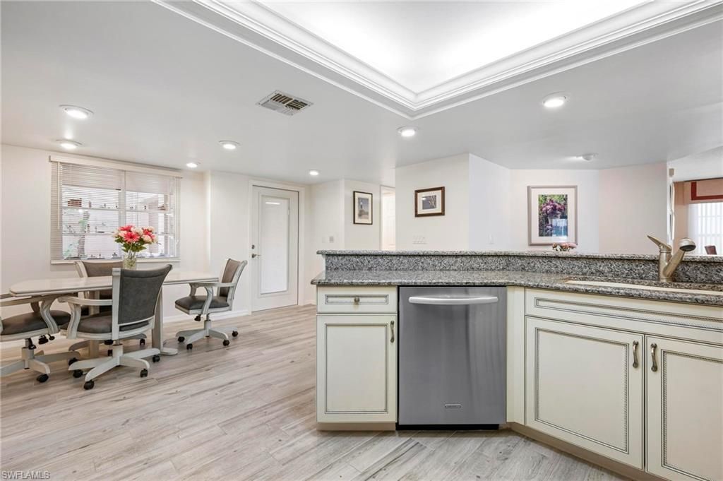 4206 SE 20th Pl, Unit 101, Cape Coral, FL 33904 Photo