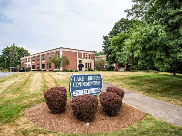 270 Latta Road, Unit UN113, Rochester, NY 14612