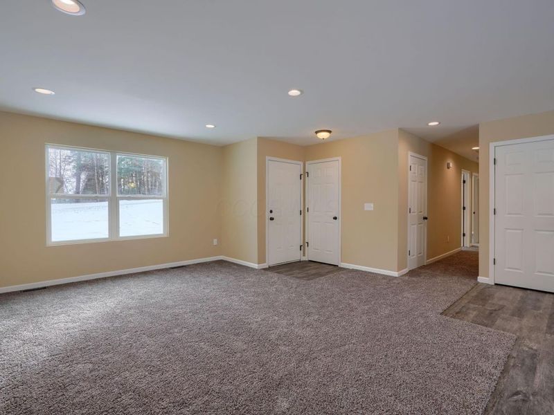 311 Elm Street , New Straitsville, OH 43766 Photo 10