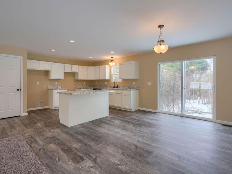 311 Elm Street , New Straitsville, OH 43766 Photo 11