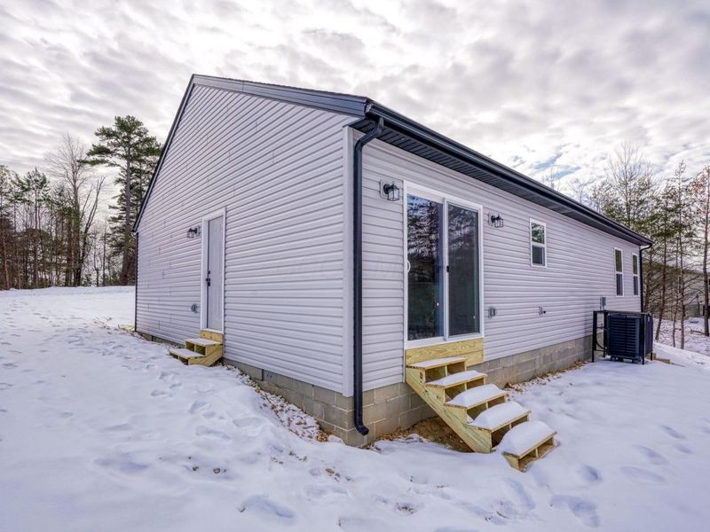 311 Elm Street , New Straitsville, OH 43766 Photo 38