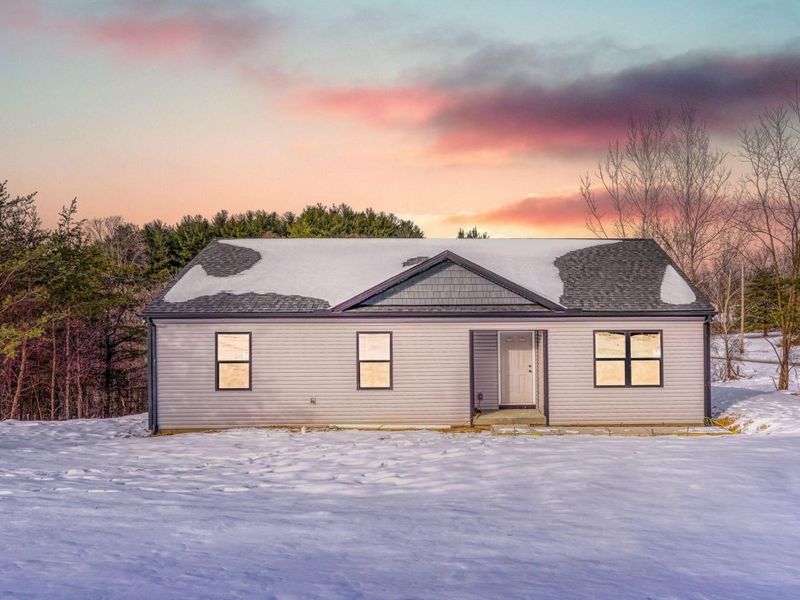 311 Elm Street , New Straitsville, OH 43766 Photo 5