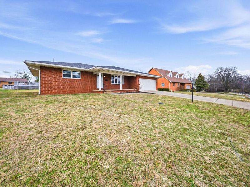 103 Valleyview Drive, Mount Sterling, OH 43143 Photo 3