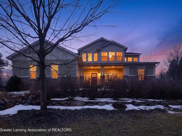 6103 Southridge Road, East Lansing, MI 48823
