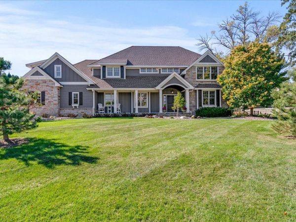 5204 Glengarry Parkway, Edina, MN 55436