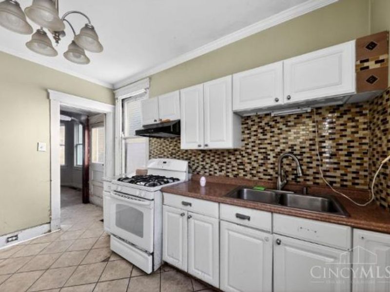 1613 Pulte Street, Cincinnati, OH 45225 Photo 7