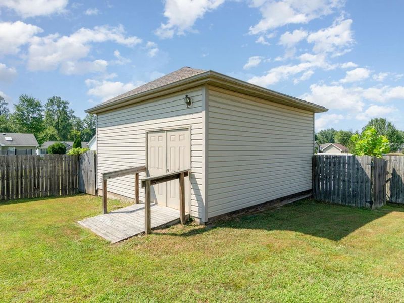 175 Douglas Circle, Georgetown, OH 45121 Photo 19