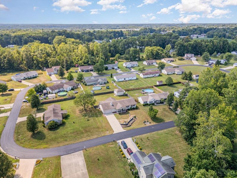 175 Douglas Circle, Georgetown, OH 45121 Photo 2