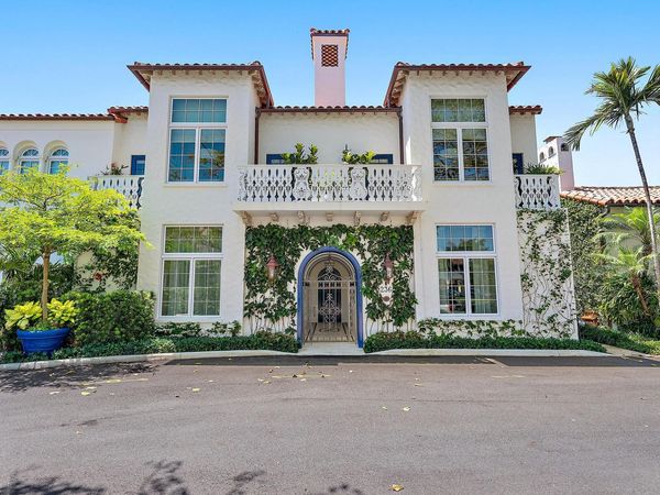 236 Phipps Plaza, Unit 101, Palm Beach, FL 33480