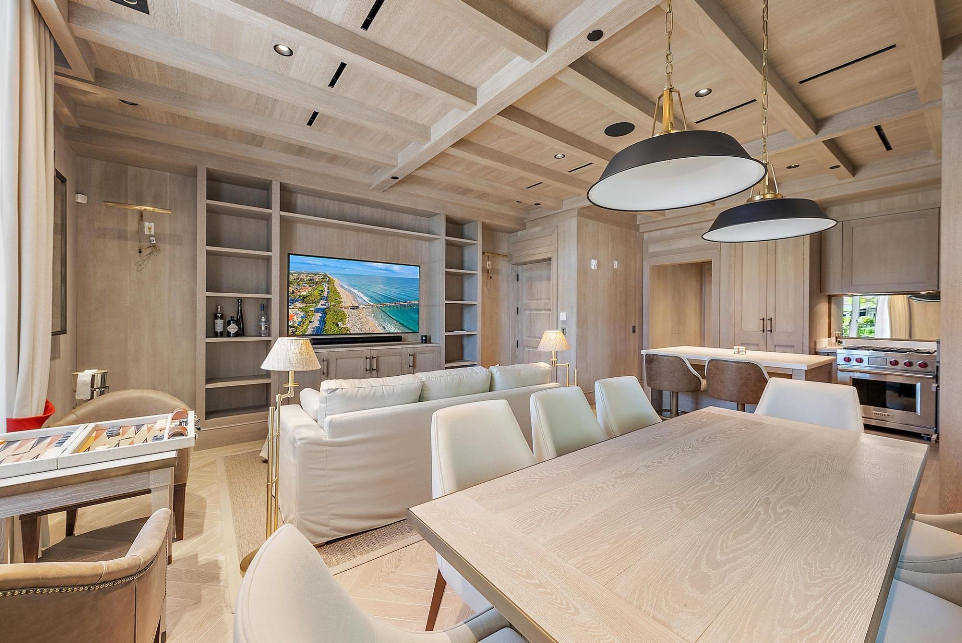 236 Phipps Plaza, Unit 101, Palm Beach, FL 33480 Photo