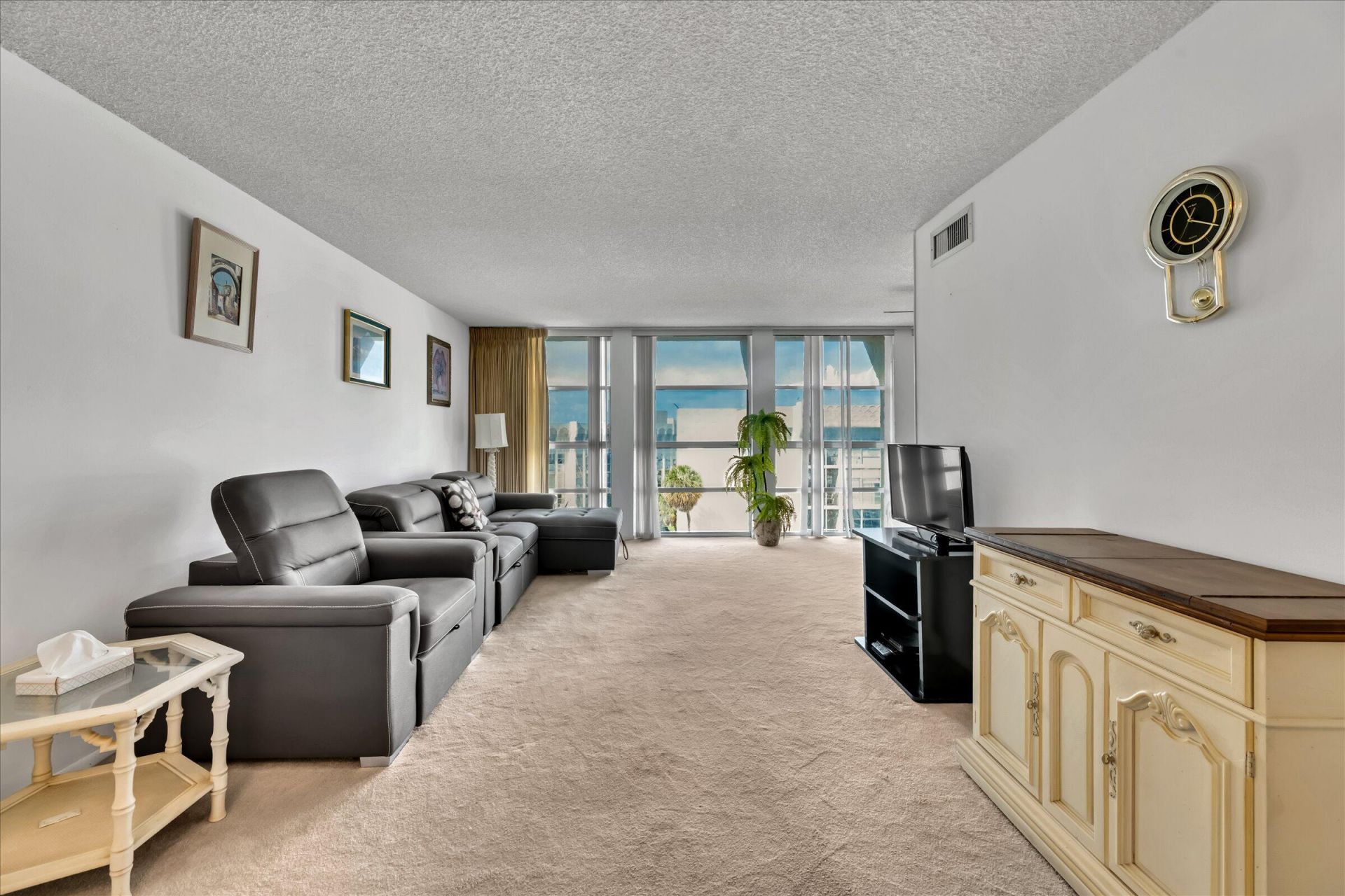 501 Three Islands Boulevard, Unit 507, Hallandale Beach, FL 33009 Photo
