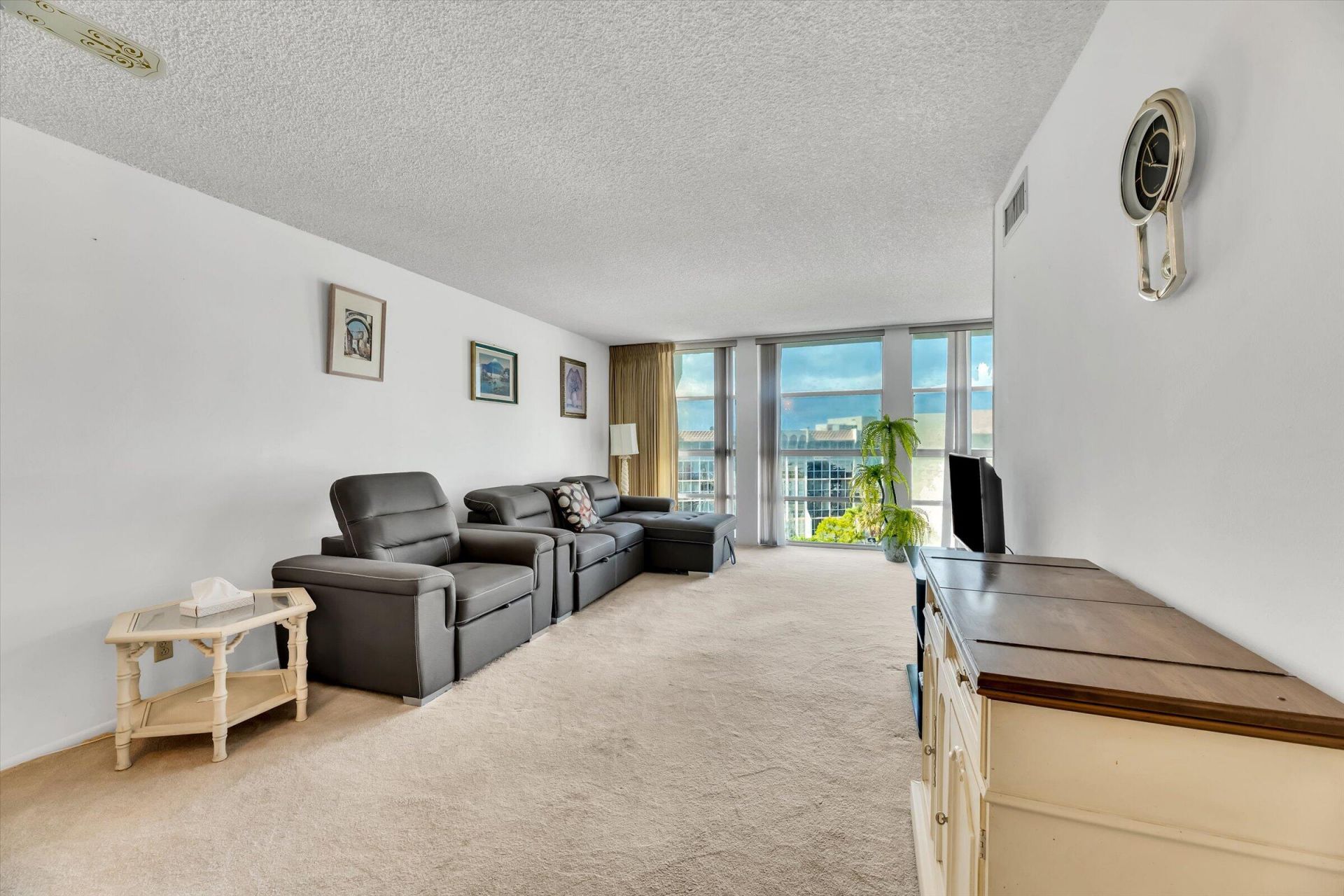 501 Three Islands Boulevard, Unit 507, Hallandale Beach, FL 33009 Photo