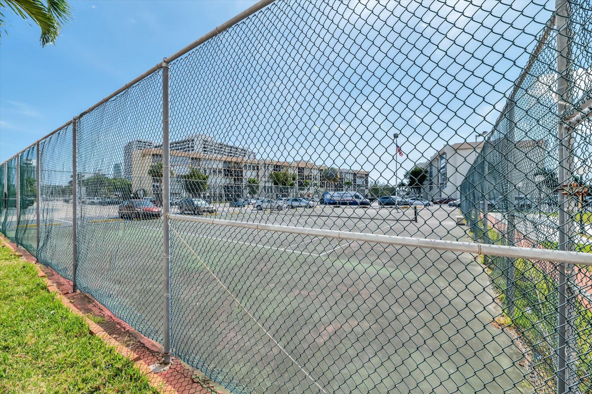 501 Three Islands Boulevard, Unit 507, Hallandale Beach, FL 33009 Photo