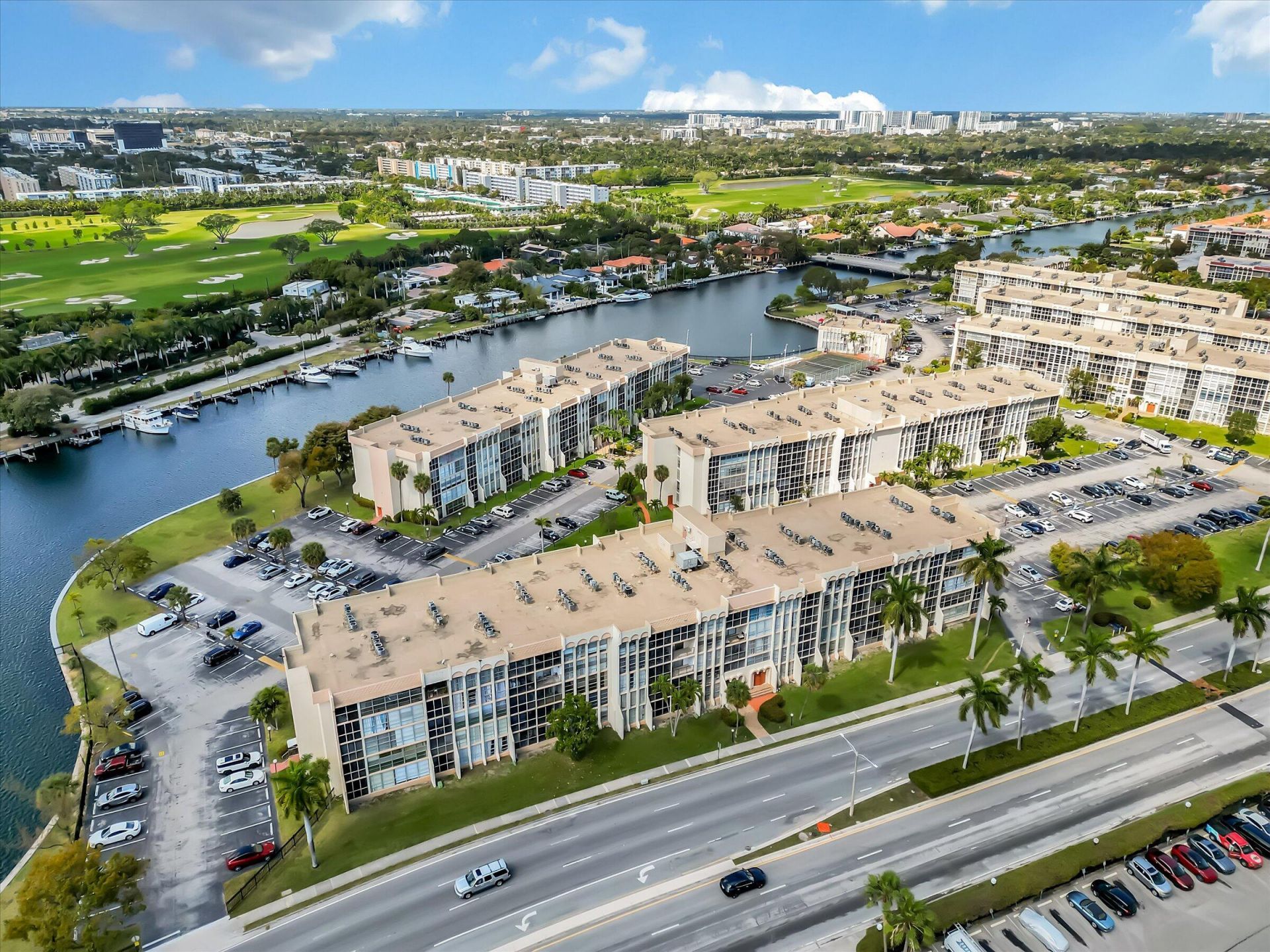 501 Three Islands Boulevard, Unit 507, Hallandale Beach, FL 33009 Photo