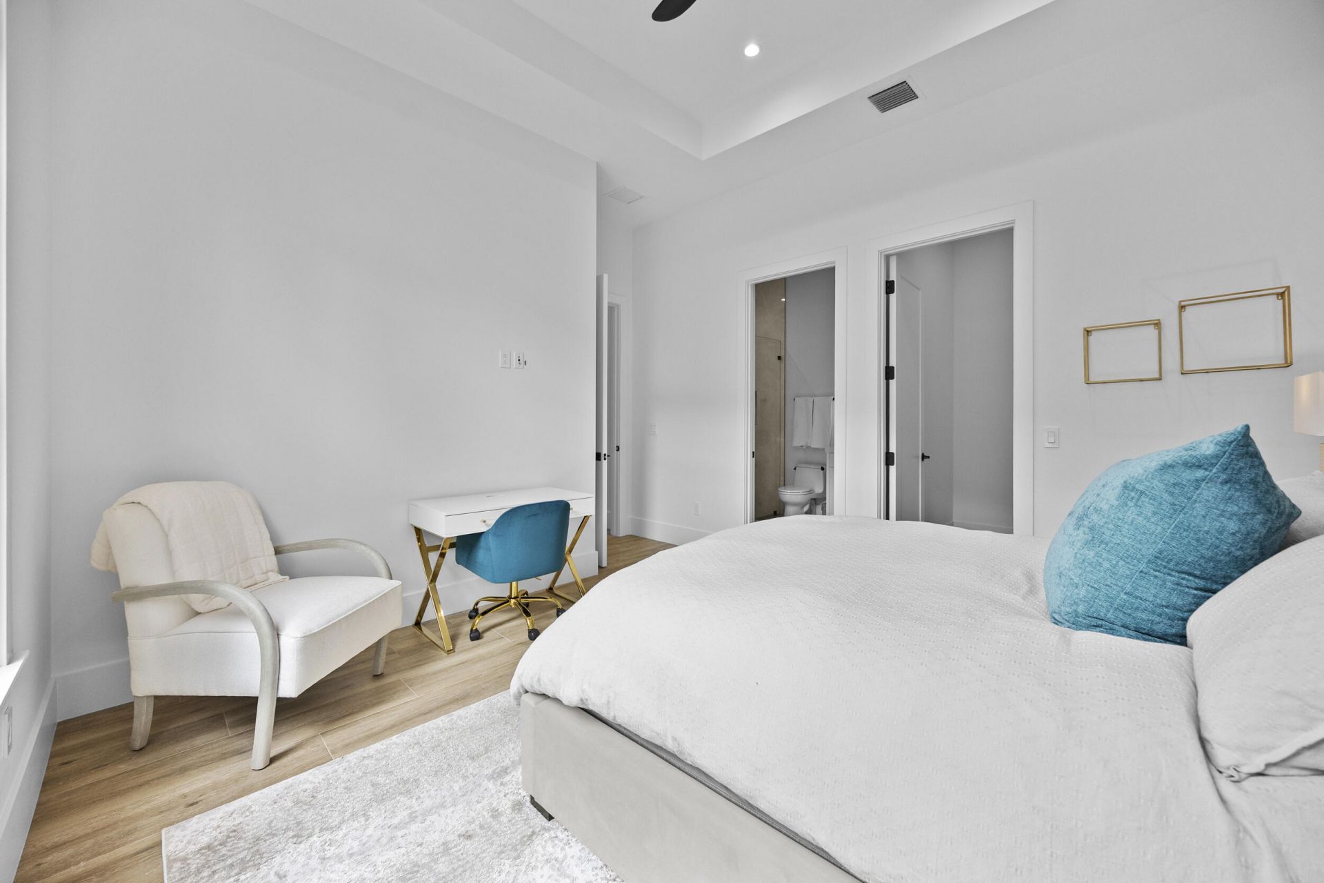 736 Lagoon Drive, North Palm Beach, FL 33408 Photo