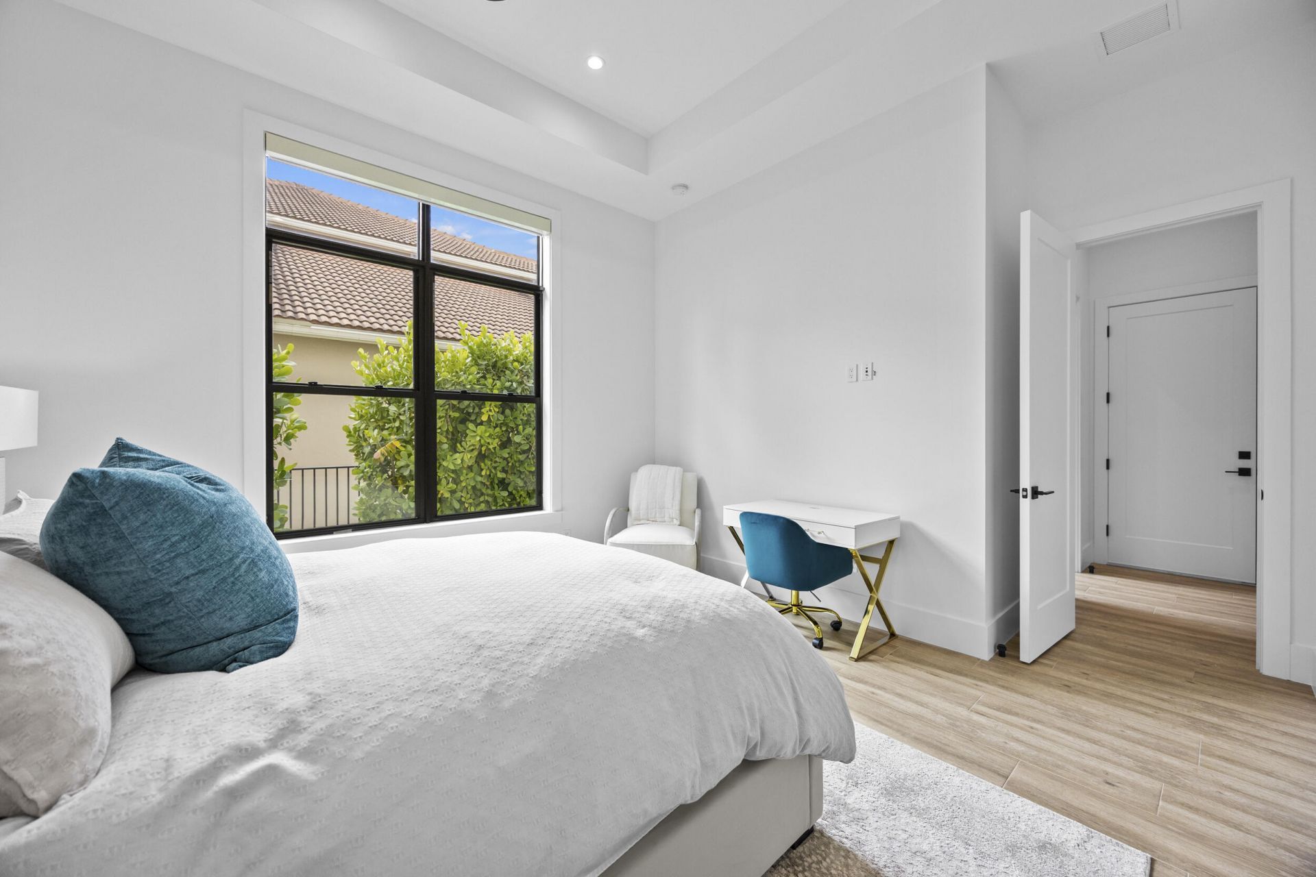 736 Lagoon Drive, North Palm Beach, FL 33408 Photo