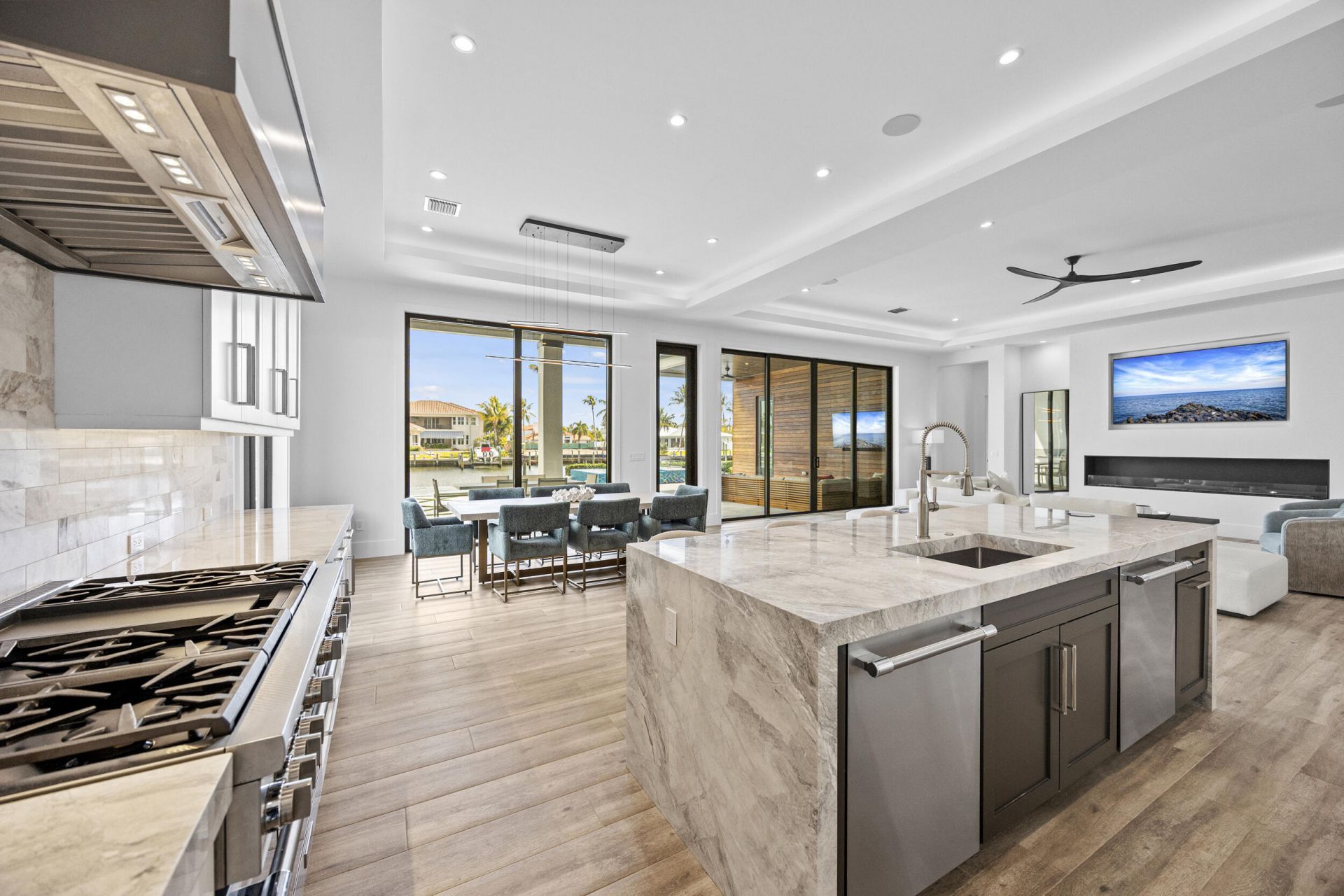 736 Lagoon Drive, North Palm Beach, FL 33408 Photo