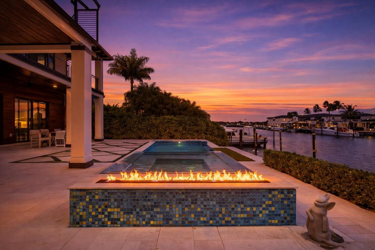 736 Lagoon Drive, North Palm Beach, FL 33408 Photo