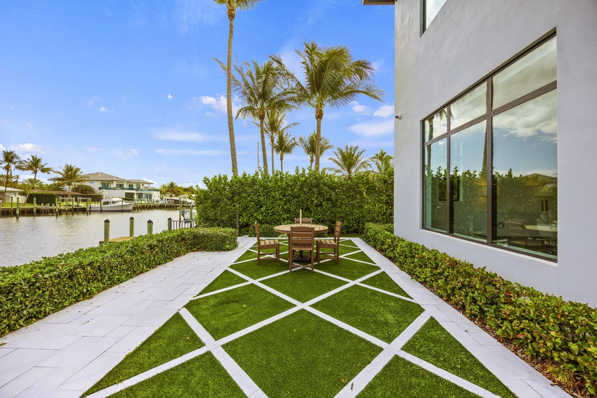 736 Lagoon Drive, North Palm Beach, FL 33408 Photo