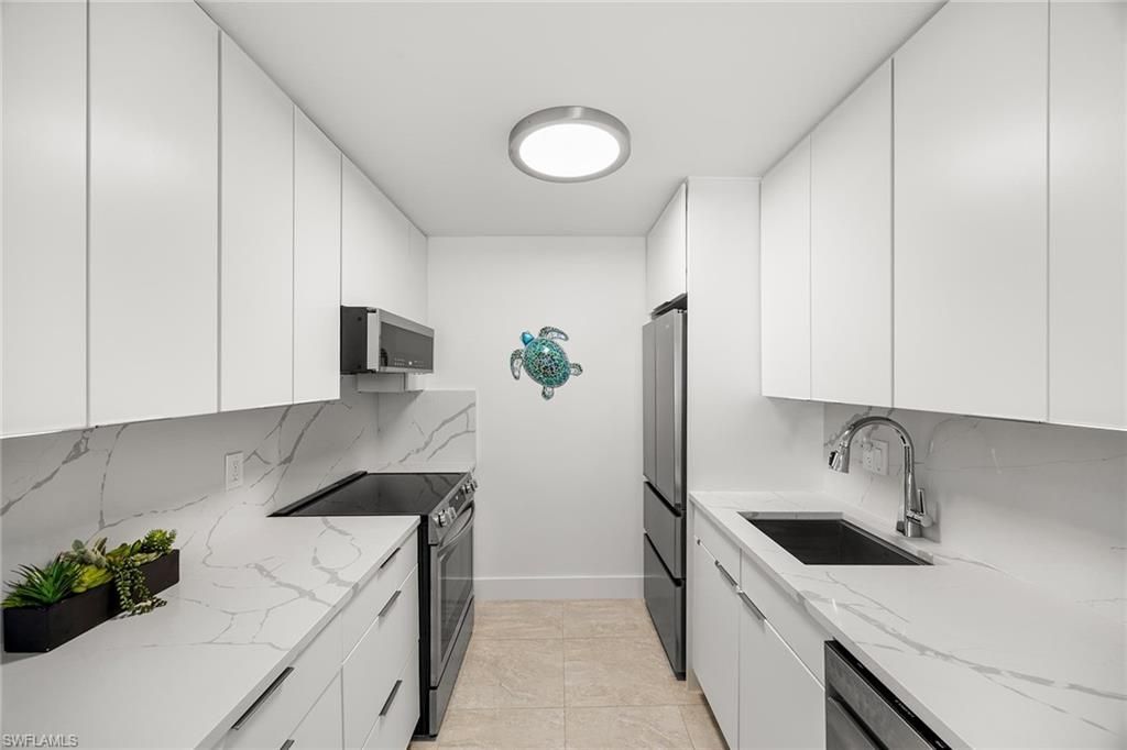 1417 Chesapeake Ave, Unit 104, Naples, FL 34102 Photo