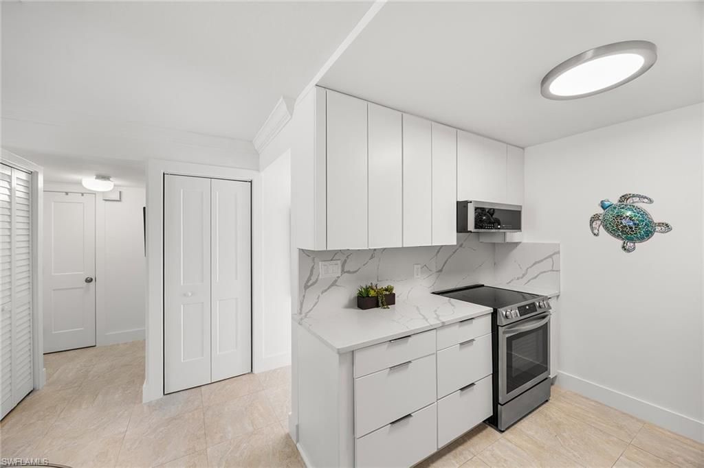 1417 Chesapeake Ave, Unit 104, Naples, FL 34102 Photo