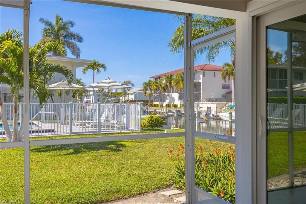 1417 Chesapeake Ave, Unit 104, Naples, FL 34102 Photo