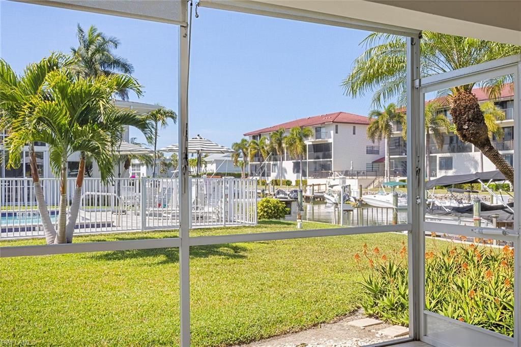 1417 Chesapeake Ave, Unit 104, Naples, FL 34102 Photo